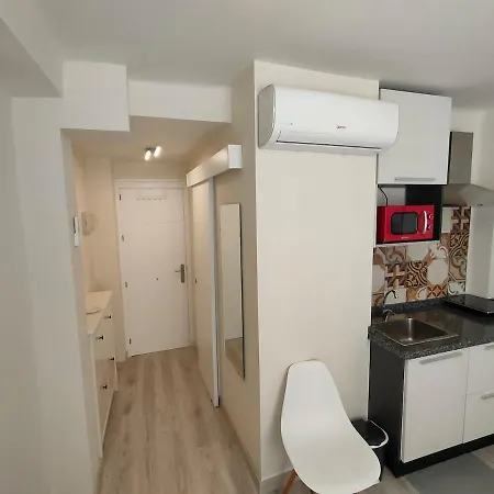 Centrico Estudio En Plaza De La Merced * Malaga